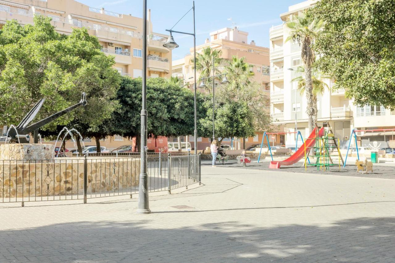 Apartamento Pink Sweet Home Torrevieja Dış mekan fotoğraf