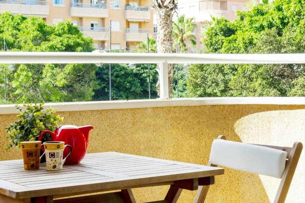 Apartamento Pink Sweet Home Torrevieja Dış mekan fotoğraf